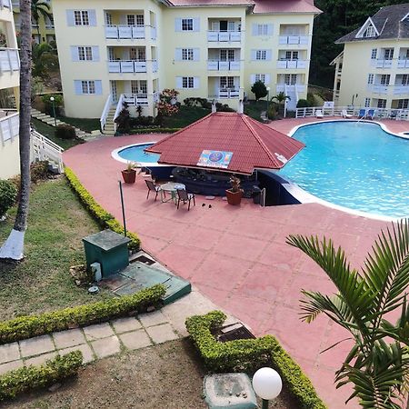 Comfort Zone At The Ridge E17 Ocho Rios Exterior foto