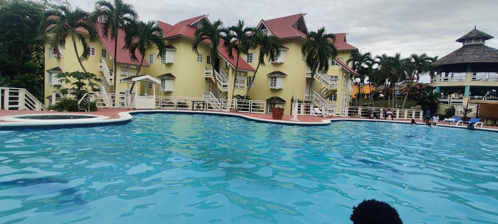 Comfort Zone At The Ridge E17 Ocho Rios Exterior foto